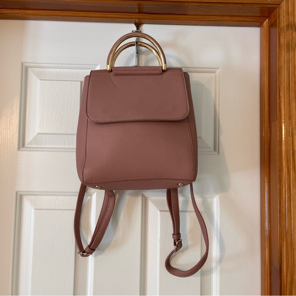 Miztique Daisy Convertible Backpack Purse Lilac Excellent Condition